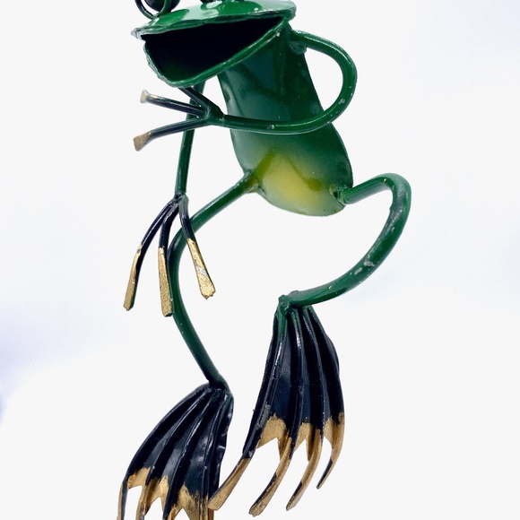 Chillin Frog Monkey Business Christmas Ornament - Picture 1 of 1